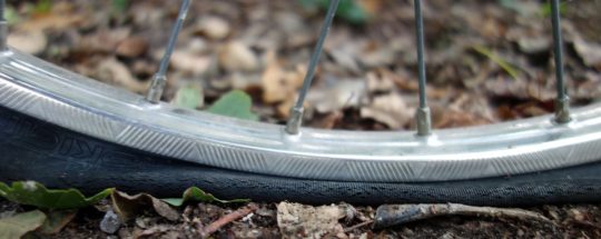 When to replace bike tires? TOP 8 Indicators and Safety Tips